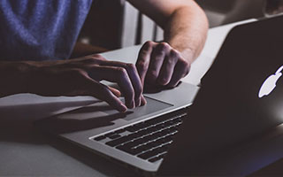 意甲媒体预测：米兰对阵维罗纳的比赛，莱奥大概率替补，恩昆库搭档普利希奇首发